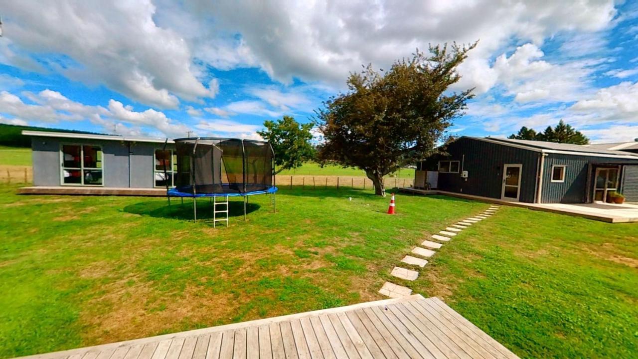 Full Holiday Home To Yourself, Up To 21 Guests Atiamuri ภายนอก รูปภาพ